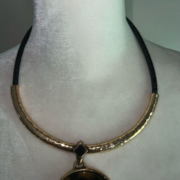 NWT Chicos bib statement pendant - Picture 2 of 6